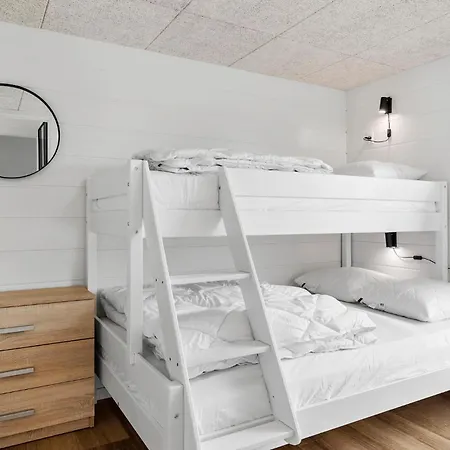 4 Bedroom Pet Friendly In Hjørring